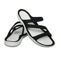 셀러허브 1 크록스 SH01 스위프트워터 샌들 우먼 203998-066