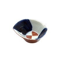 리본 나뭇잎종지, 도자기