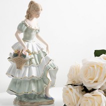 화장대 장식장 소품 꽂바구니든 여인상 도자가 인형