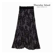 써스데이아일랜드 [Thursday Island] 여성 비대칭 햄라인 크리즈 주름스커트(T206MSK133W)
