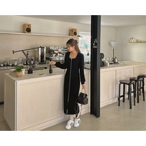 뮤티르 골지 스퀘어넥 집업 롱 원피스