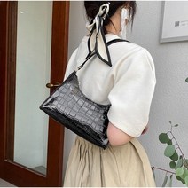 DYMF 유광 세련미 심플 악어패턴 호보백 2종