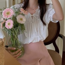 코코블랑 블리 프릴 리본 반팔 블라우스