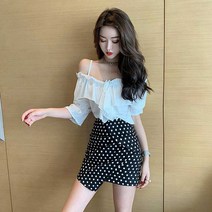 오프숄더 크롭 프릴 블라우스 여성 데일리 데이트룩코디패 여행 지패션 캐주얼룩패션