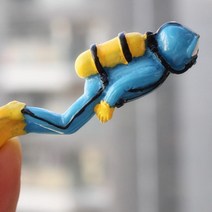 다이버 장식 귀여운 블루 섬세 핸드페인팅 수족관 꾸미기 3D 장식 모델 테라리움 DIY 셀프 만들기 건축 빈티지 소형 재료 소재 공예 제작 취미 인테리어 디오라마 조경 스몰 월드