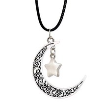 자동차 장식품 차량용 피규어 인테리어 차 펜던트 크리 diy 별 달 백미러 매력 차 차, 은