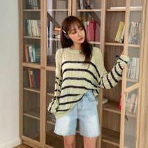 브이와이 여자 롱슬리브 U넥 스프라이트 니트