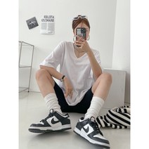 브이넥 기본 티셔츠 (코디 만점 아이템)