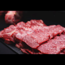 국내산 프리미엄 1등급 냉장 육우 1kg 육즙가득 구이용 캠핑용 요리용 소고기 (꽃등심+부채살+살치살+갈비살), 끌리냐 소한마리 1kg