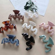 하이든마켓_ 원컬러 아크릴 웨이브 집게핀 (8cm)