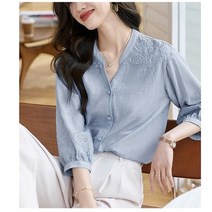 [헬리꽁땡] 꽃자수펀칭블라우스