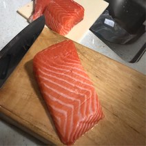 지웅수산 노르웨이 슈페리얼 in 생연어, 1팩, 생연어 300g