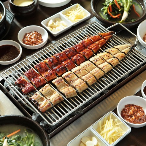 [반마리 추가증정]고창 초벌장어 국내산 자포니카 민물장어 초벌 당일손질직송 1KG 초벌후 330g / 450g / 550g / 1100g 내외 (소스2종+초생강+깻잎절임+천일염), 1개, 1kg(초벌후 550g)