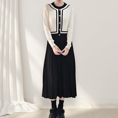 클레이스 니트 배색 플리츠 롱원피스