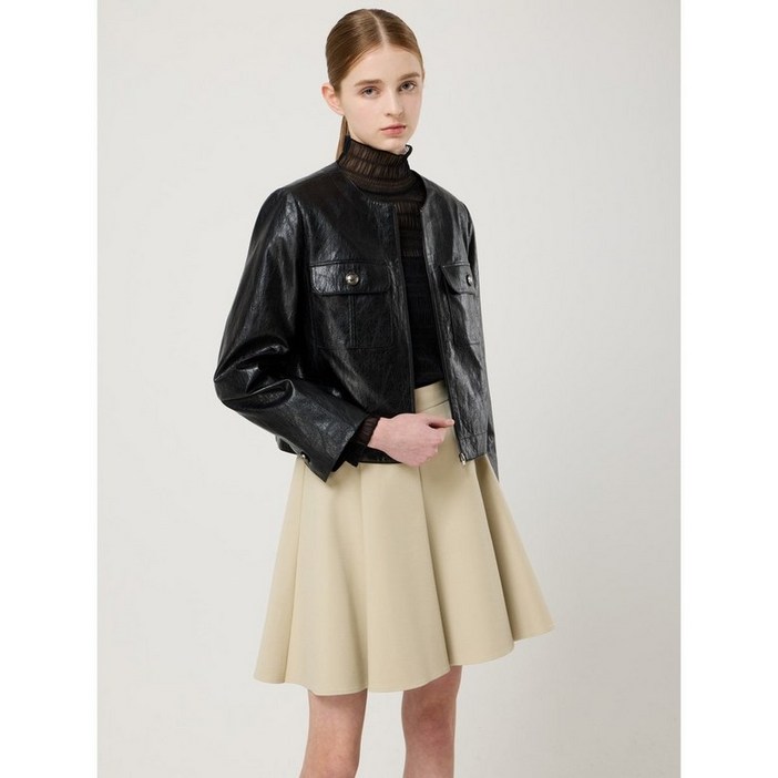 CC콜렉트 CC collect씨씨콜렉트 페이크 레더 칼라리스 크롭 자켓C251PSF512 413013