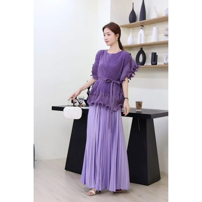 2피스 여성 의류세트 (꽃무늬 티셔츠+라인 스커트) 빅사이즈 원피스