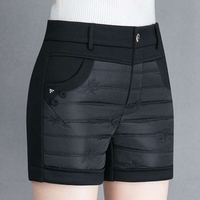 와이투 여성 패딩반바지 누빔 퀼팅 골프 밴딩 숏팬츠 다운 쇼츠