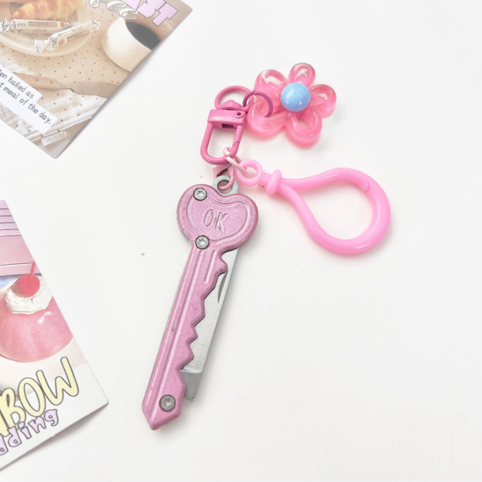 위캔바이 호신용칼 휴대용 하트나이프 랍스타키링+플라워키링 증정