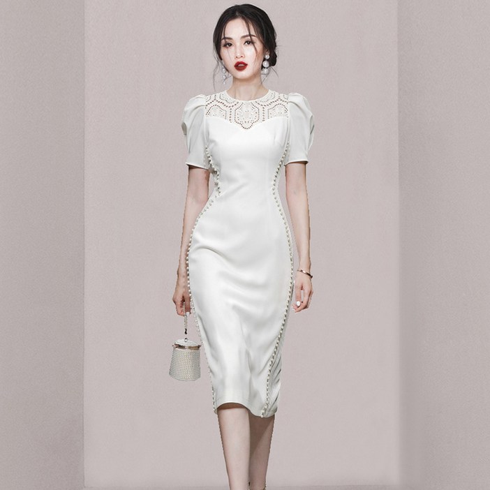 봄과 가을 진주 레이스 원피스 여름 여성의 새로운 우아한 퍼프 슬리브 슬림에 맞는 둥근 목 짧은 소매 한 단계 원피스