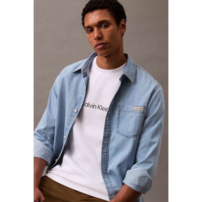 [백화점 정품] 캘빈클라인 25FW 남성 릴렉스핏 스탠다드 로고 크루넥 반팔 티셔츠 40HM228-25