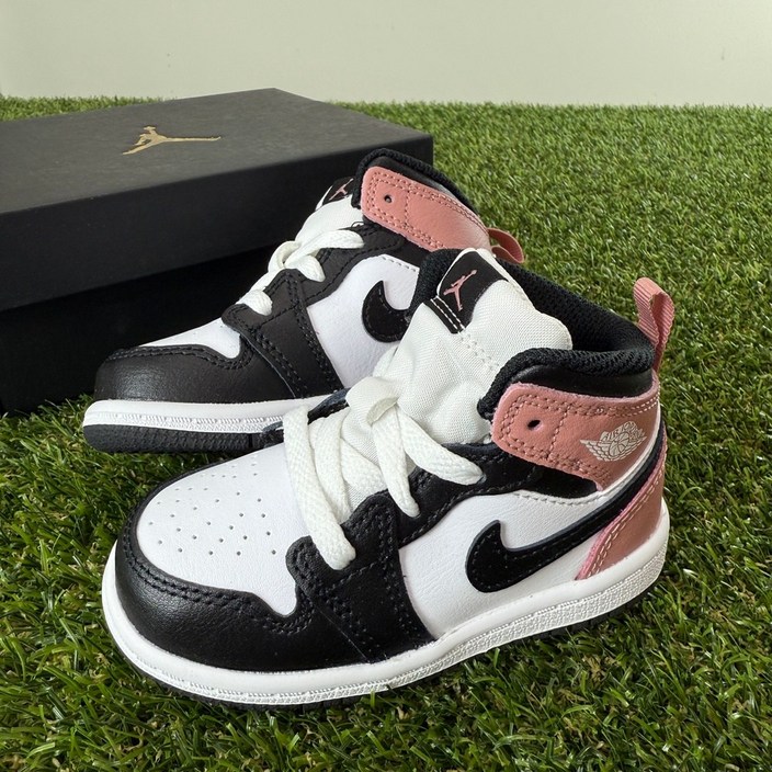 나이키 조던 아동화 미드 데일리화 클래식 가벼운 편한 운동화 블랙 화이트