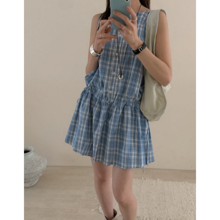 LionHu  체크 민소매 플레어 미니 원피스 여름 스트링 조절 셔링 A라인