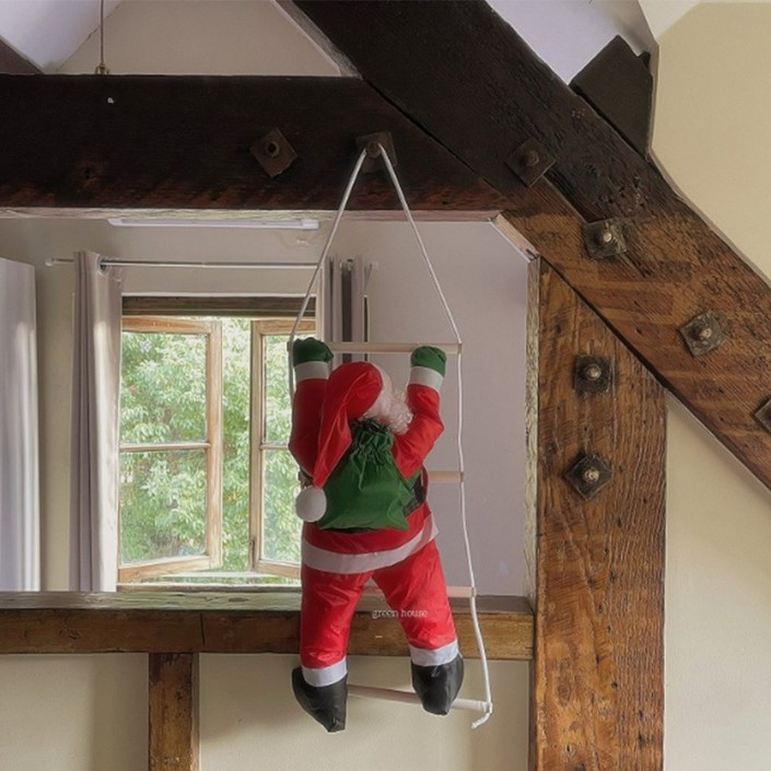 파티굿즈 크리스마스 소품 대형 줄타는 사다리산타 벽 장식