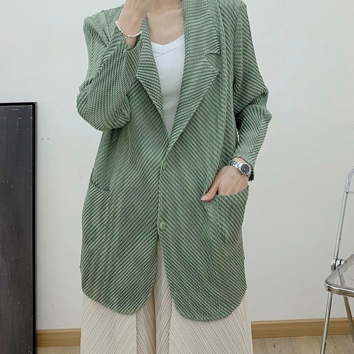 플라라 88까지플리츠스네이크루즈핏자켓