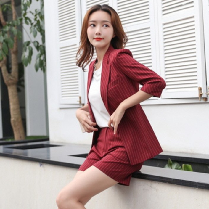 뉴욕멋쟁이 스코티 줄무늬 자켓반바지 정장세트