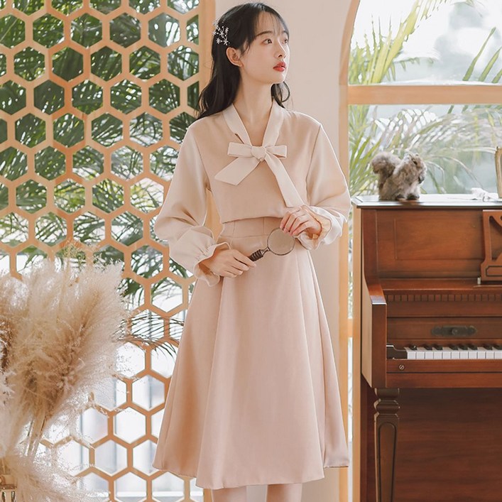 결혼식 상견례 예식장 하객 룩 패션 9 10 11 월 원피스 옷 차림 봄 가을 여자 여성