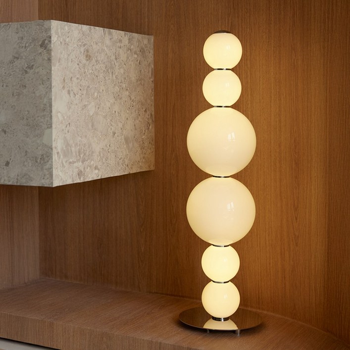 스피아노 아델리오 LED 장스탠드 SL-P220 골드, 색상:크롬