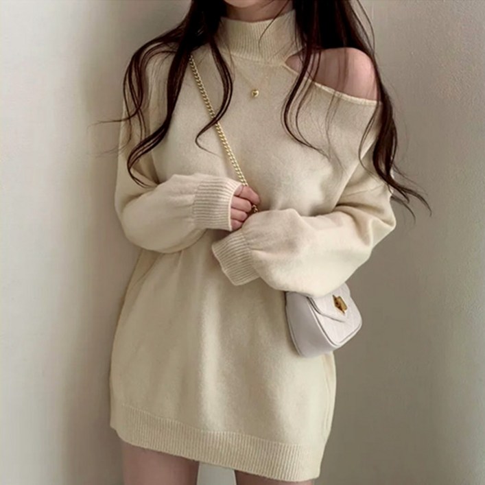 라라홀리 여리여리 홀터넥 어깨 트임 루즈핏 원피스 니트