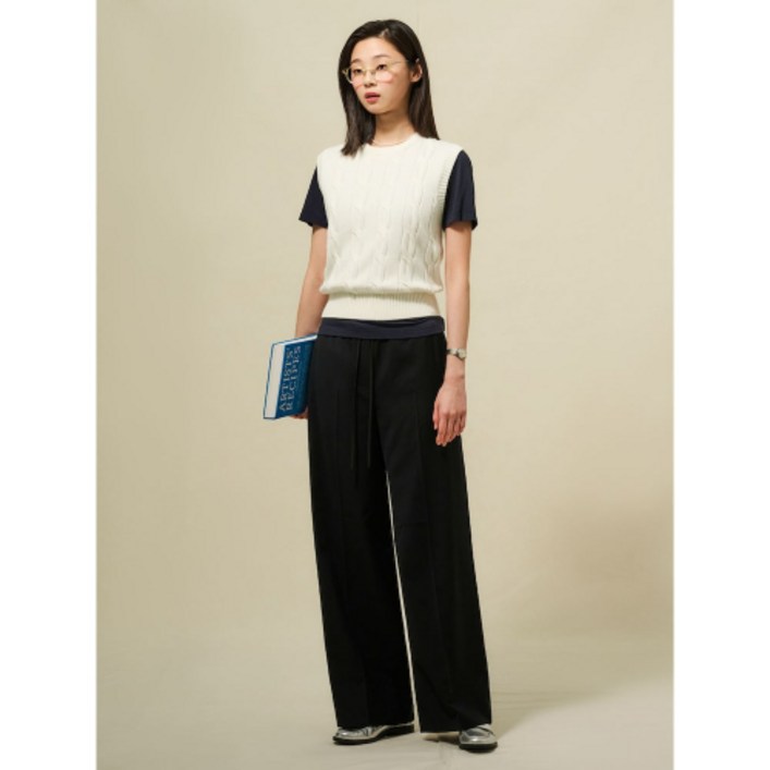 빈폴 BEANPOLE 빈폴레이디스 드로우 스트링 세미 와이드 팬츠 - 블랙 BF5321C015 420023