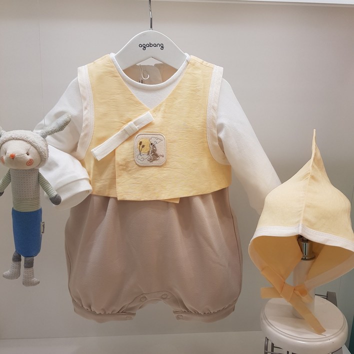 아가방 24 가을 베이비페어  도련님 유아 한복  편한 우주복 바디수트 스타일로 편하게 한복 느낌 그대로   도련님 모자도 같이 드려요 유아 한복 수트 백일복 돐 추천