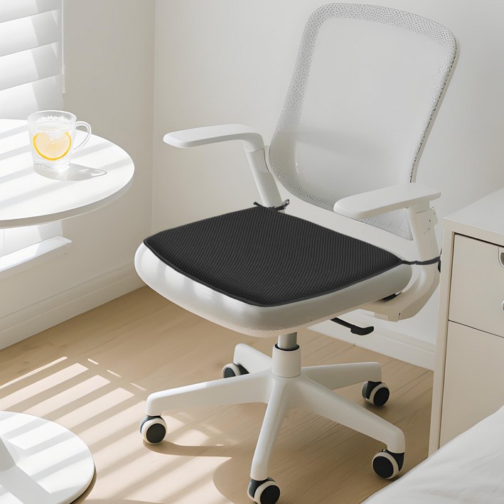 자시스 메쉬 통풍 방석