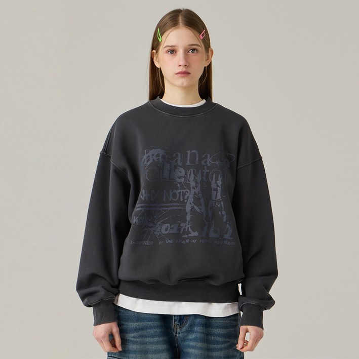 어반에이지 남녀공용 COLLECTOR 피그먼트 오버 맨투맨