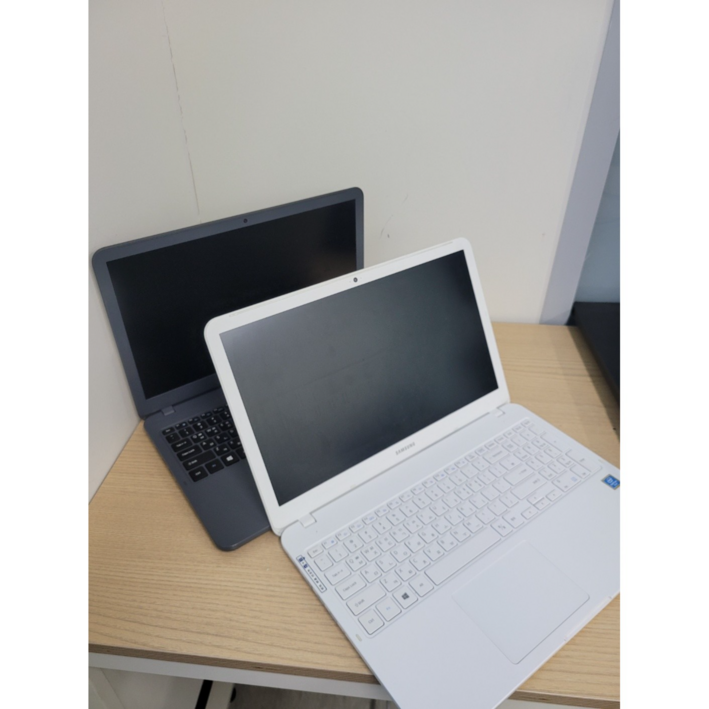 삼성전자 노트북 5 NT550EBE 펜티엄-5405U/8GB/256GB/사무용/15인치, NT550EBE, WIN11 Pro, 8GB, 256GB, 화이트