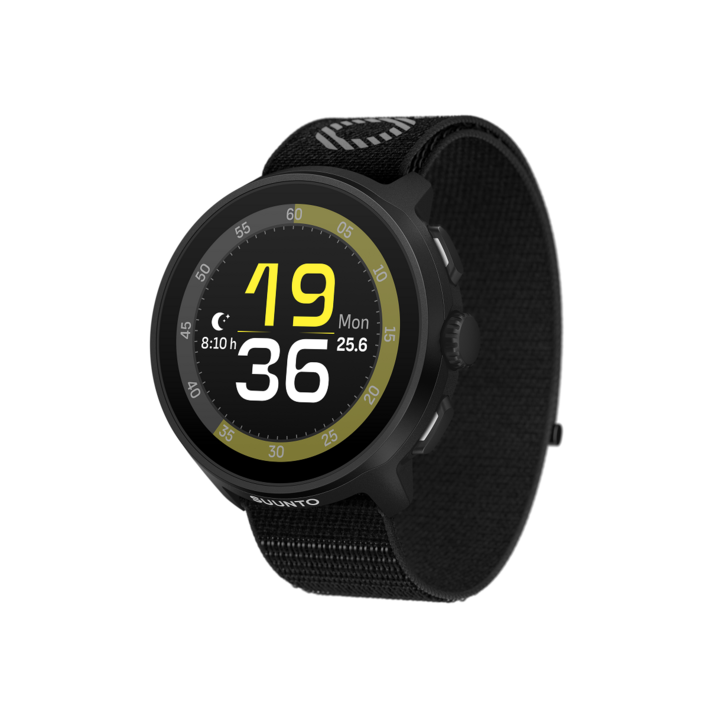 순토 런 올 블랙