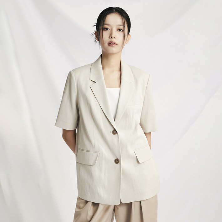미쏘 여성용 테일러드 오버핏 반팔 자켓 미쏘 여성용 테일러드 오버핏 반팔 자켓