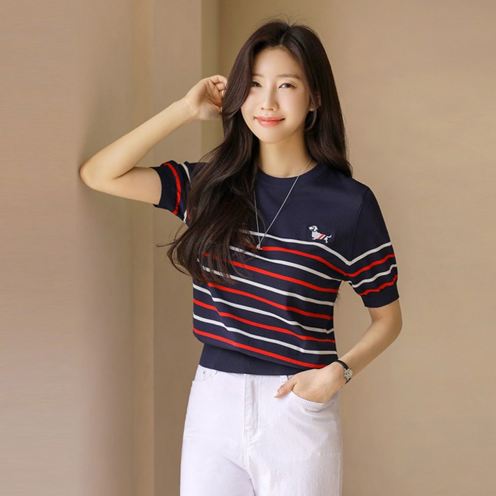 스타일온미 퍼피 자수 배색 패치 비스코스 스트라이프 니트