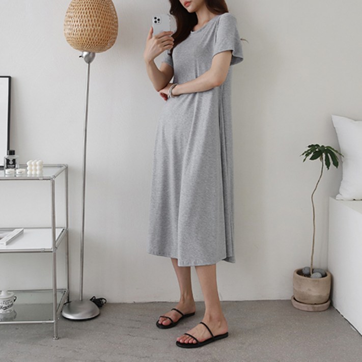 아이엠수 안나 라운드 반팔 롱원피스