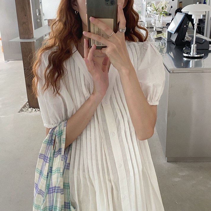 라엔 여름 반팔 퍼프 브이넥 루즈핏 A라인 세로 핀턱 버튼 롱 원피스