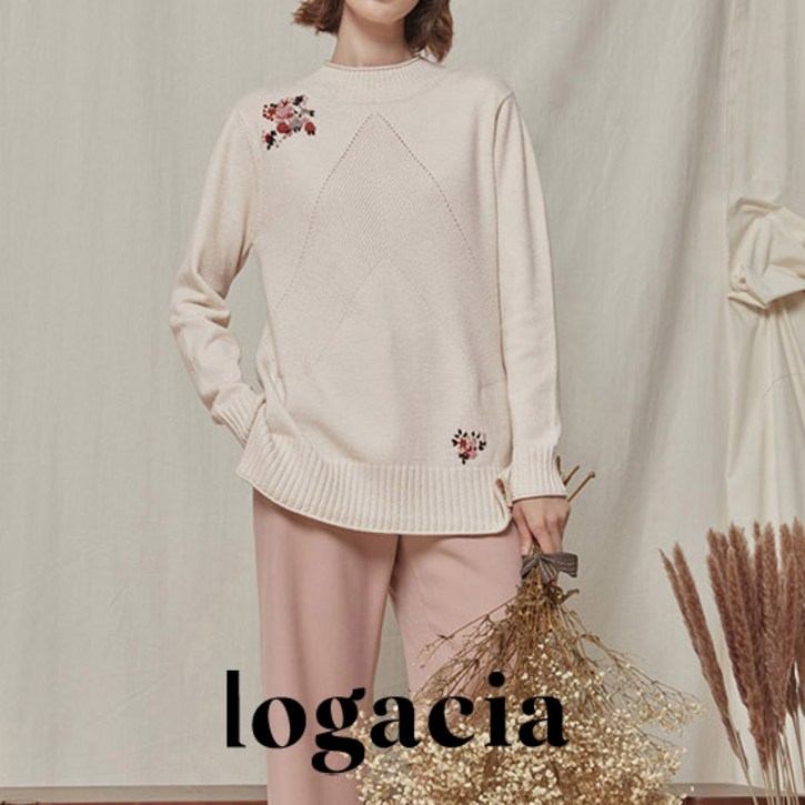 logacia 자수 니트 1종 logacia 자수 니트 1종