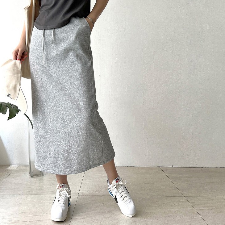 네모엔룩 여성용 쭈리밴딩롱 스트링끈 사이드포켓 트레이닝룩 뒤트임 코튼 롱 스커트 기모타입추가